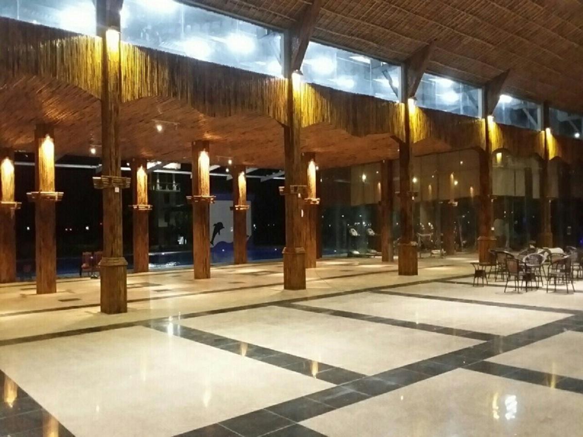 Excel River View Hotel 3*